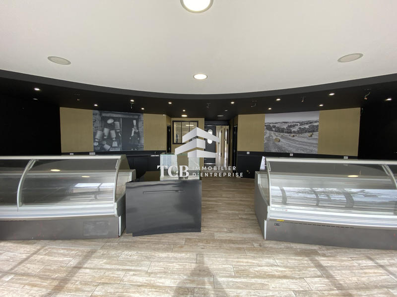 Local commercial - 144 m²