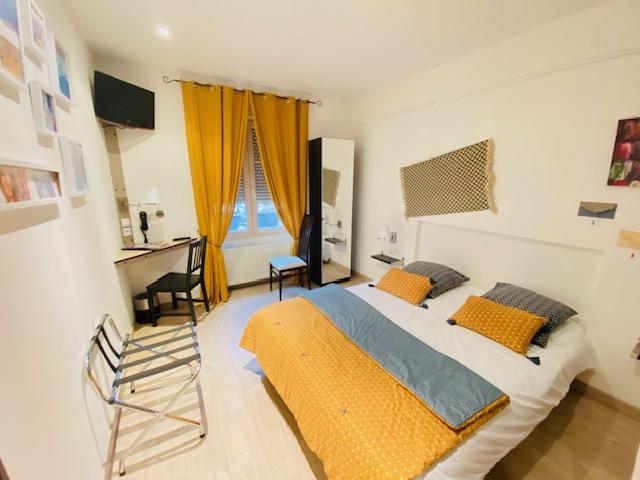 Appartement - 155 m² - 12 pièces