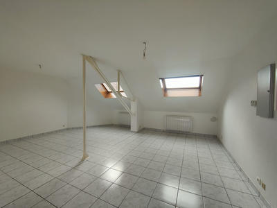 Appartement - 93 m² - 6 pièces