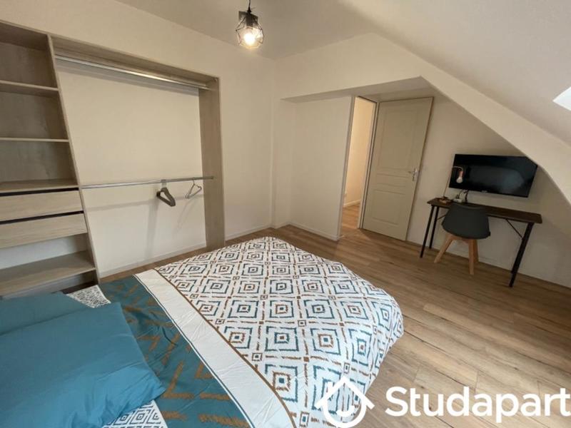 Chambre - 9 m² - 1 pièce