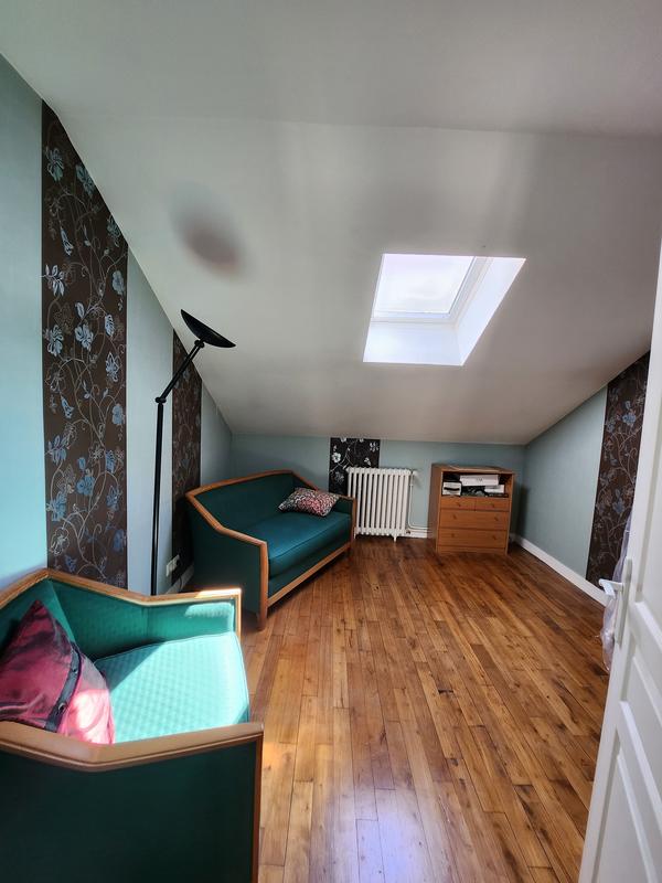 Maison - 218 m² - 9 pièces