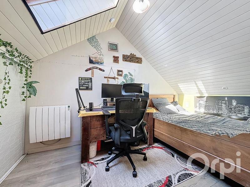 Maison - 105 m² - 5 pièces