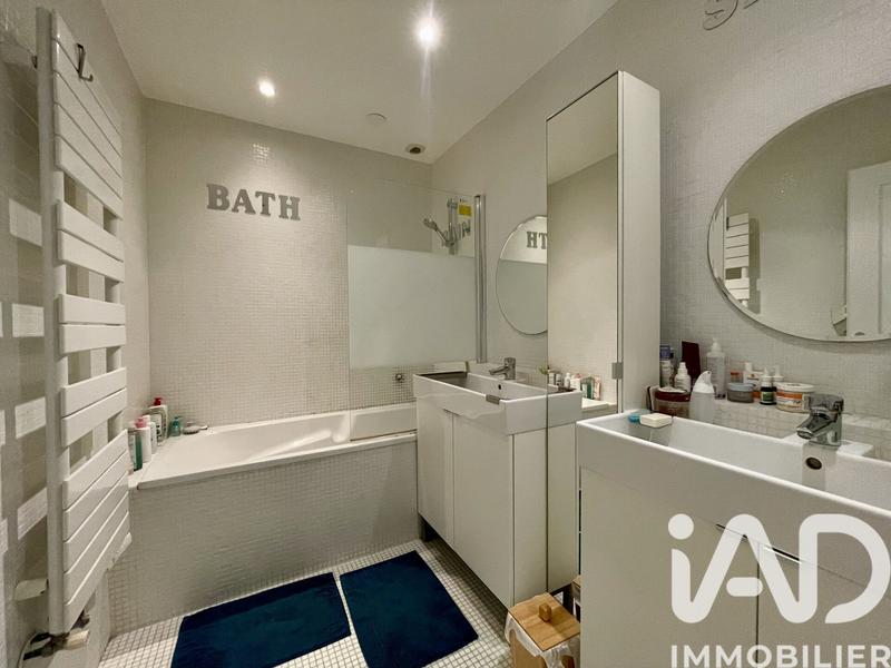 Maison - 180 m² - 7 pièces