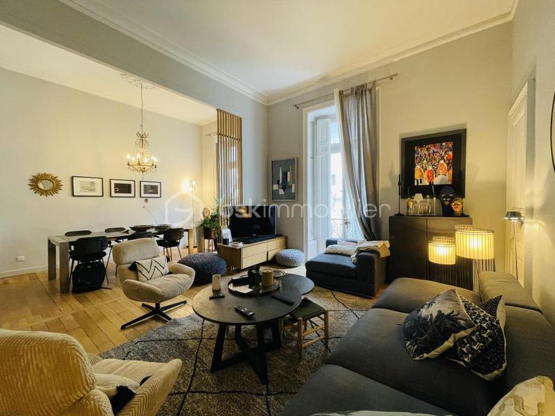 Appartement - 106 m² - 4 pièces