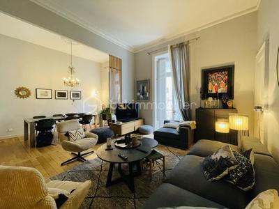 Appartement - 106 m² - 4 pièces