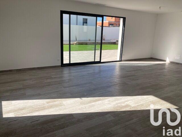 Maison - 104 m² - 4 pièces