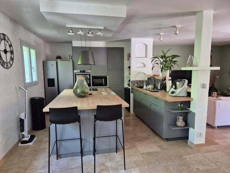 Villa - 143 m² - 5 pièces