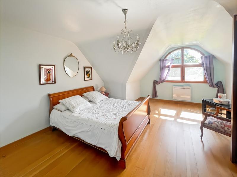 Maison - 160 m² - 7 pièces