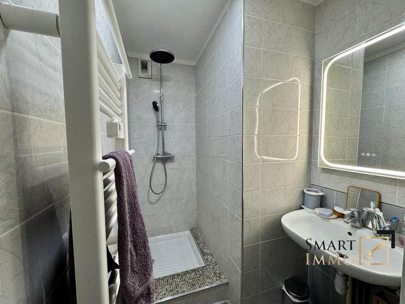 Appartement - 84 m² - 4 pièces