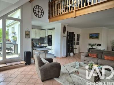 Appartement - 107 m² - 4 pièces