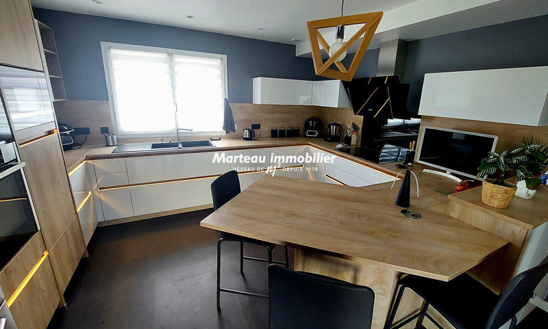 Maison - 196 m² - 6 pièces