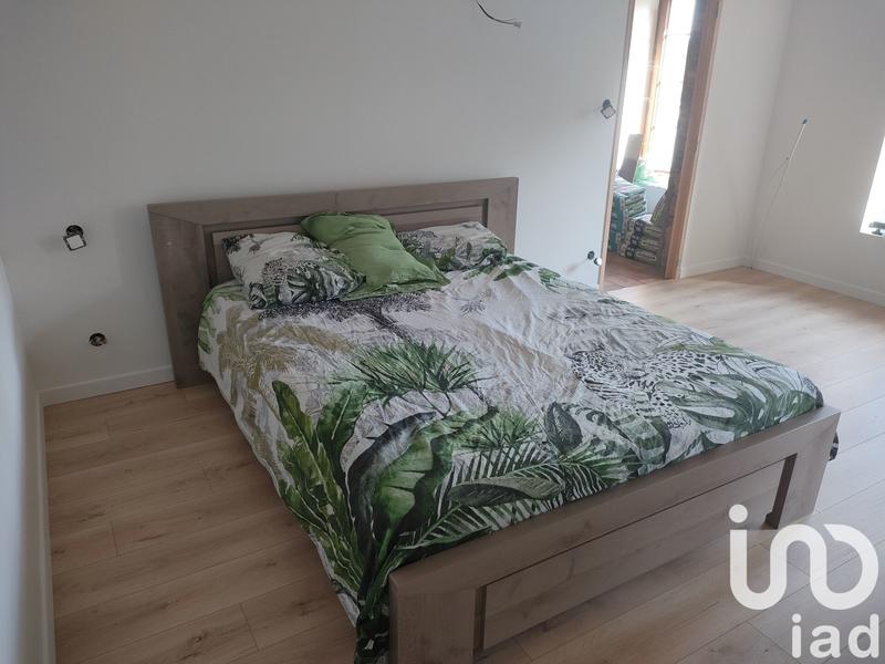 Maison - 250 m² - 11 pièces