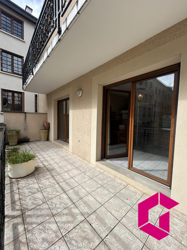 Maison - 190 m² - 7 pièces