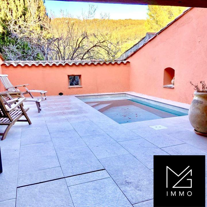 Maison traditionnelle - 120 m² - 4 pièces