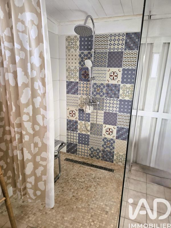 Maison - 207 m² - 5 pièces