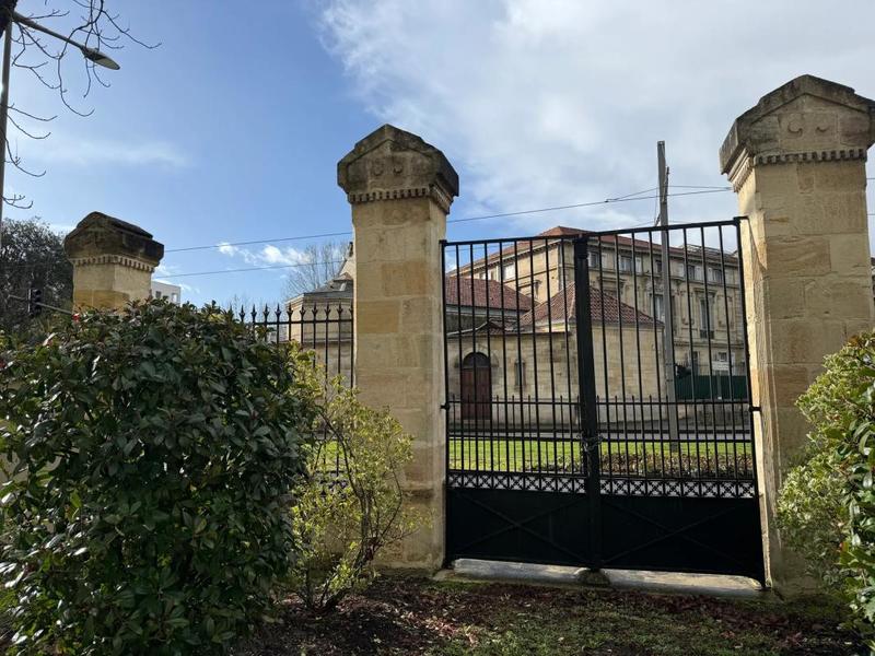 Appartement - 96 m² - 4 pièces