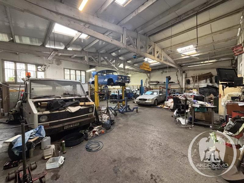 Local commercial - 280 m² - 3 pièces