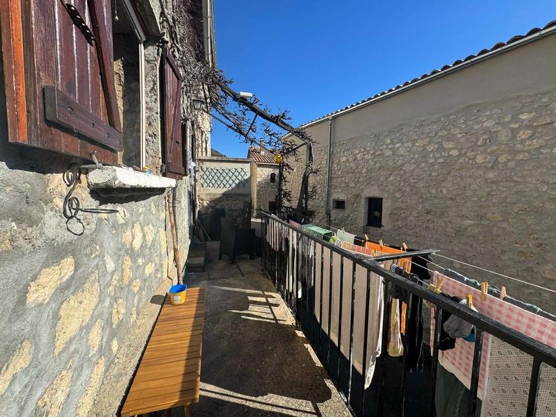 Maison de village - 74 m² - 4 pièces