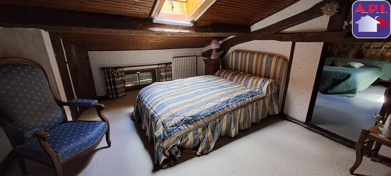 Maison - 200 m² - 9 pièces