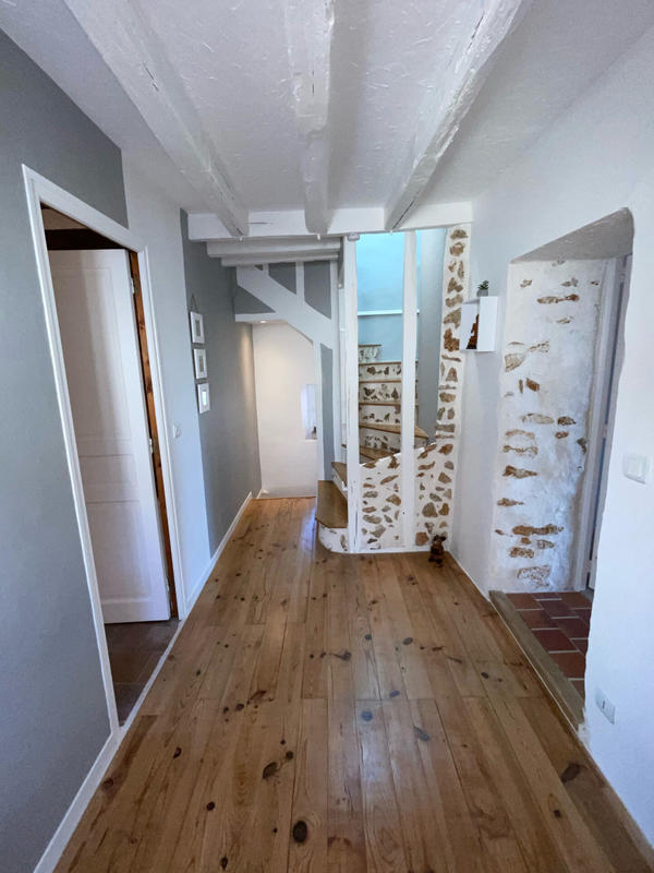 Maison - 224 m² - 7 pièces