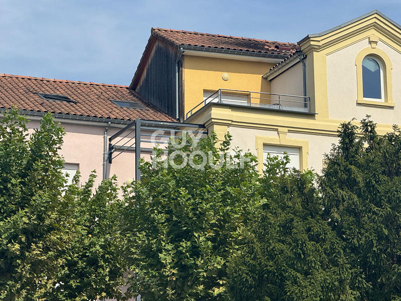 Appartement - 98 m² - 4 pièces