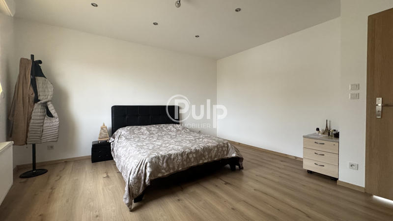 Maison de ville - 144 m² - 7 pièces