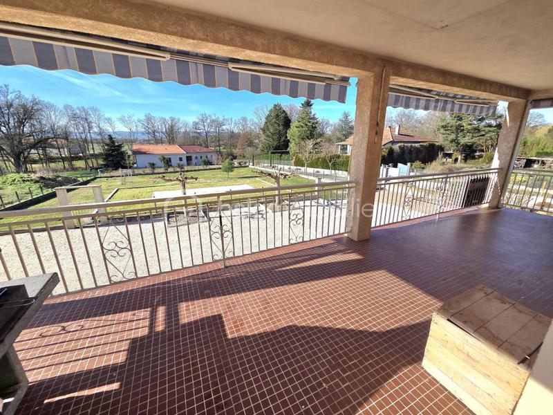 Maison traditionnelle - 124 m² - 4 pièces