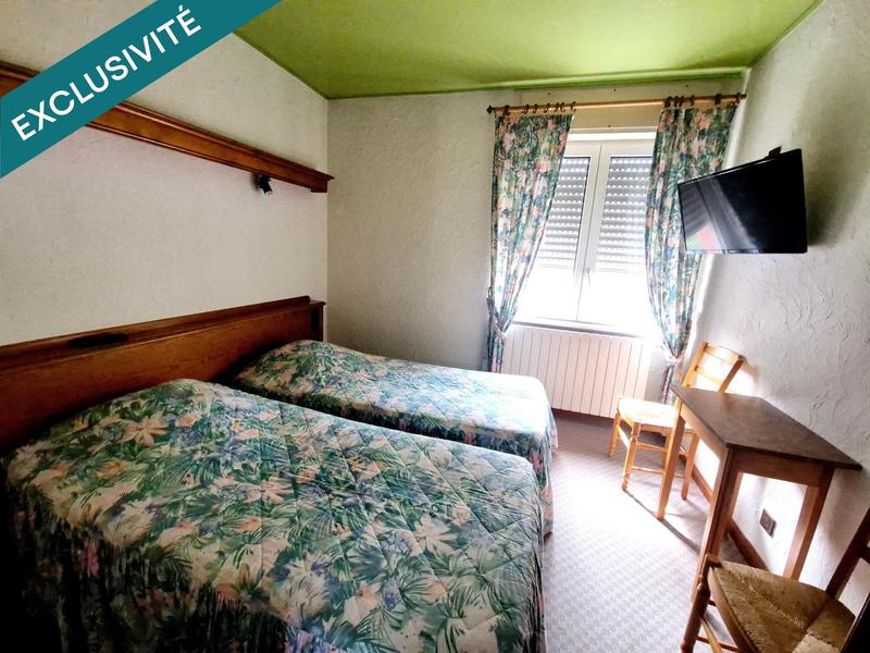 Local commercial - 885 m² - 12 pièces