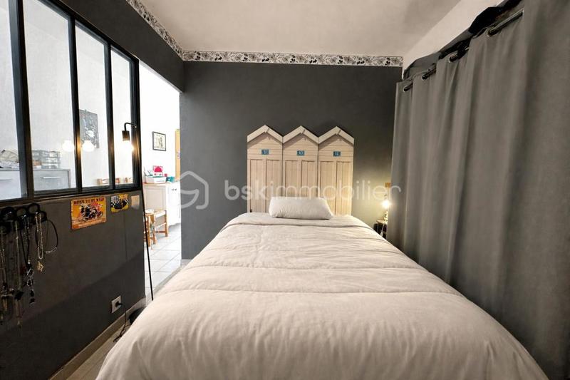 Studio - 40 m² - 1 pièce