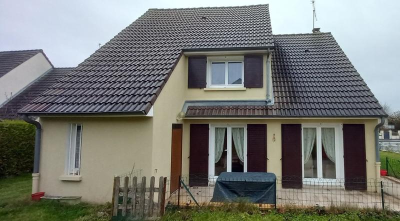 Maison - 95 m² - 4 pièces