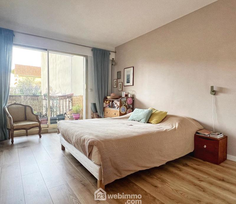 Appartement - 92 m² - 4 pièces