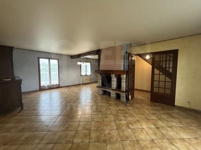 Maison - 141 m² - 7 pièces