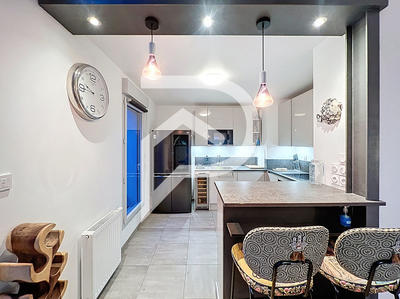 Appartement - 92 m² - 3 pièces