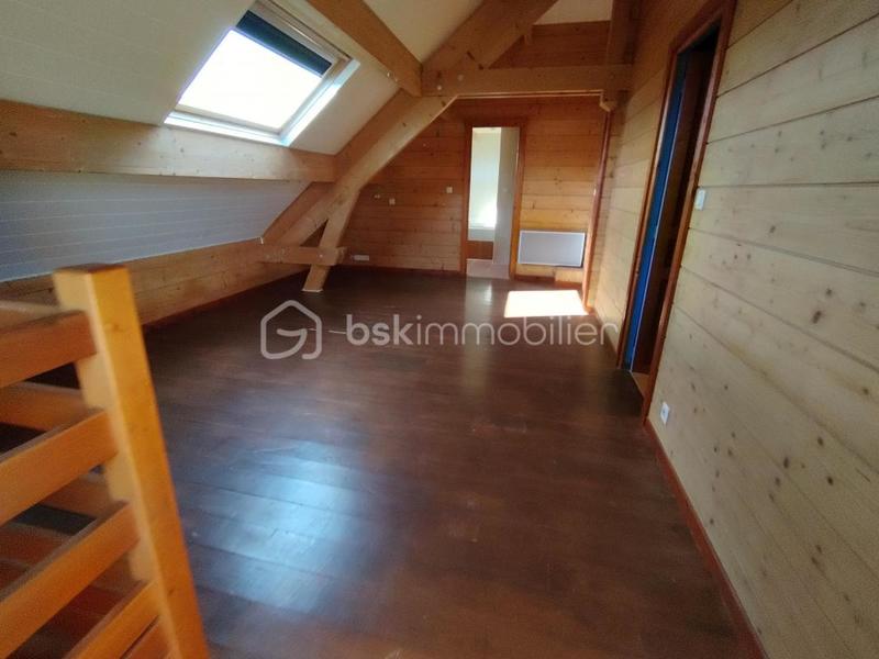 Maison de bois - 110 m² - 6 pièces