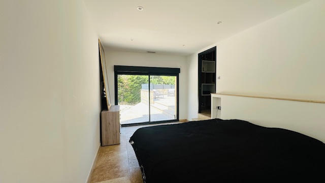 Villa - 180 m² - 6 pièces