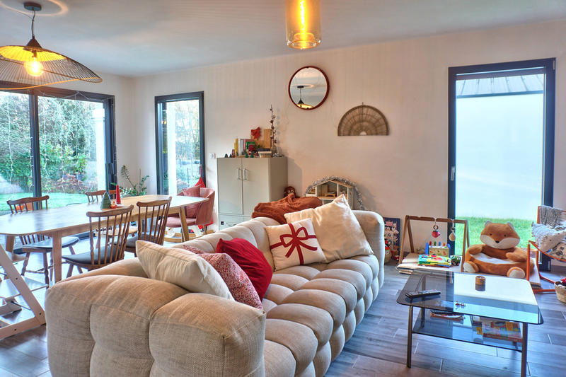 Maison - 102 m² - 4 pièces