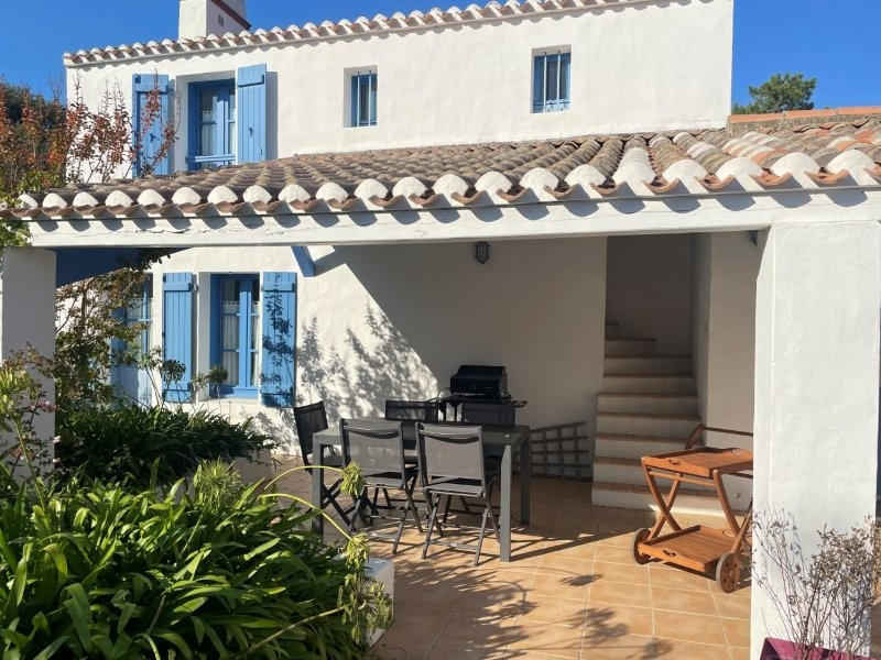 Propriété - 207 m² - 12 pièces