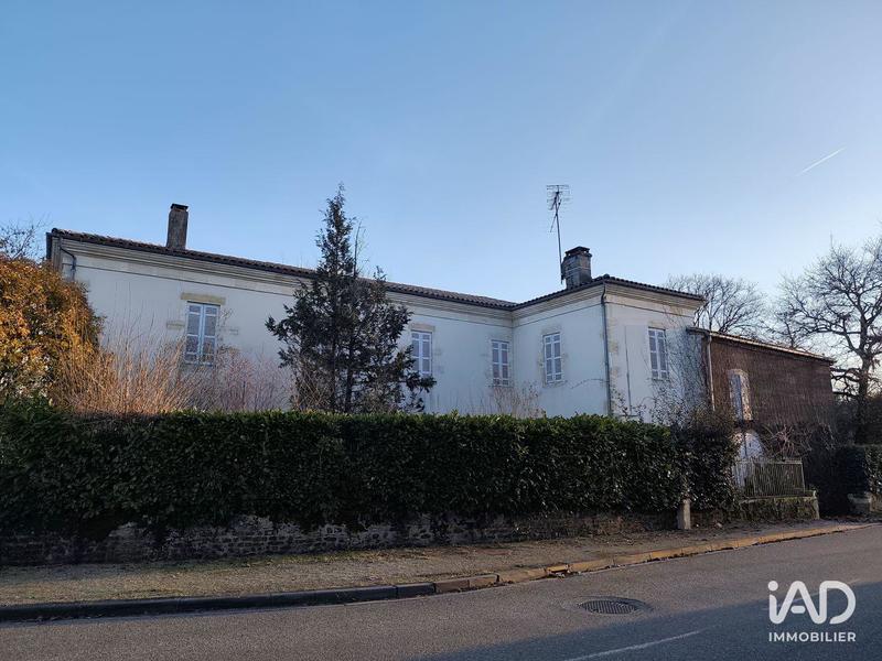 Maison - 235 m² - 5 pièces