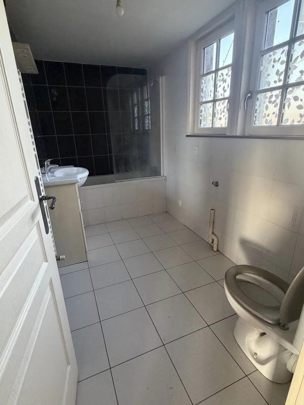 Maison - 95 m² - 4 pièces