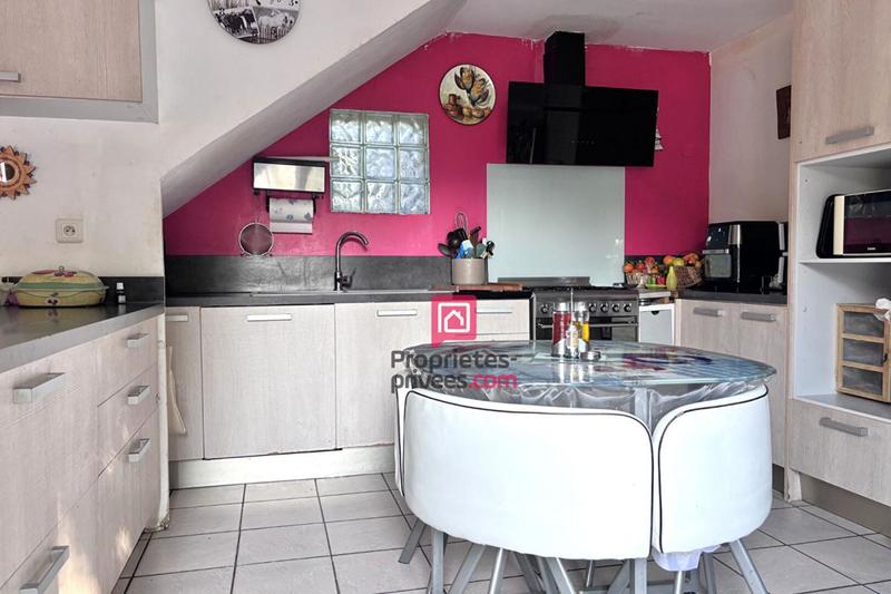 Maison - 198 m² - 7 pièces