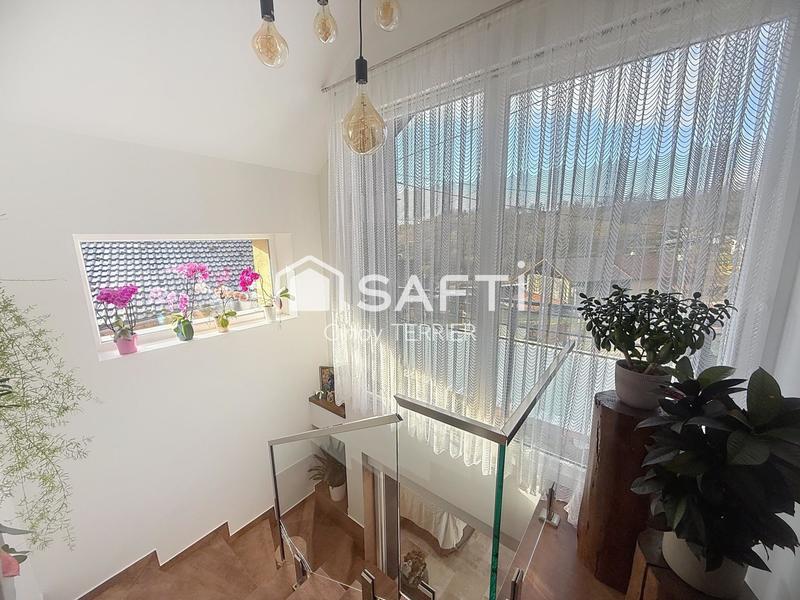 Maison - 149 m² - 6 pièces