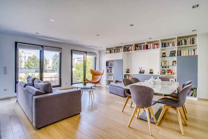 Appartement - 140 m² - 5 pièces