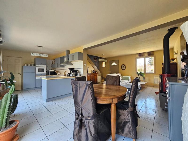 Maison - 130 m² - 6 pièces