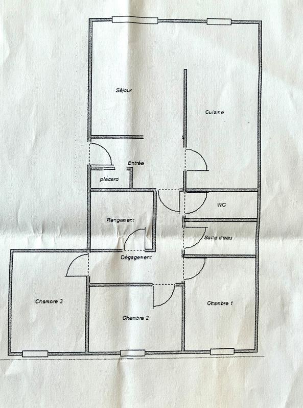 Appartement - 81 m² - 5 pièces