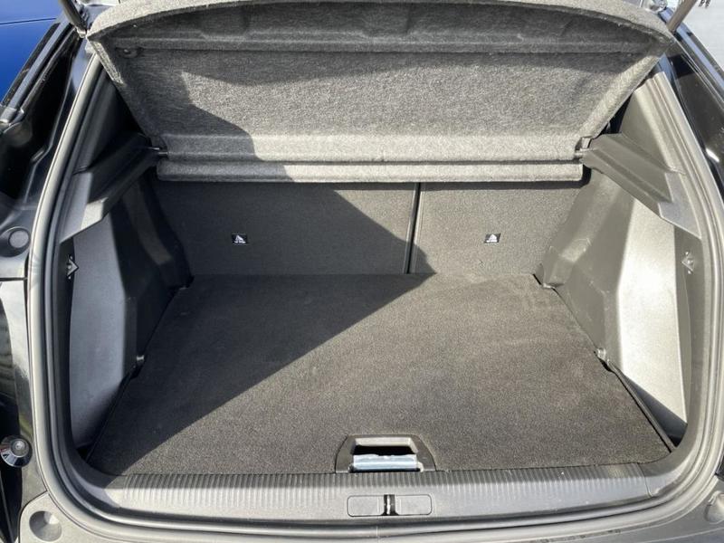 Peugeot 2008 II PureTech 130 s&amp;S Eat8 Allure