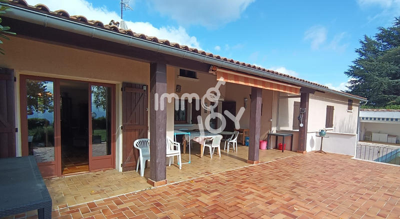 Maison - 180 m² - 5 pièces