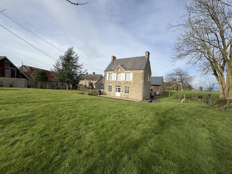 Maison - 76 m² - 4 pièces