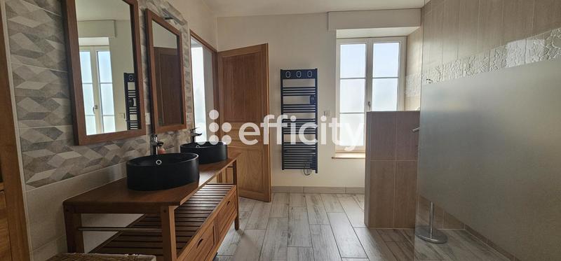 Villa - 279 m² - 9 pièces