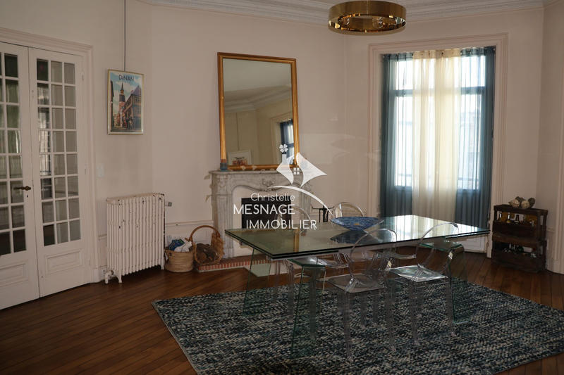 Maison - 483 m² - 14 pièces