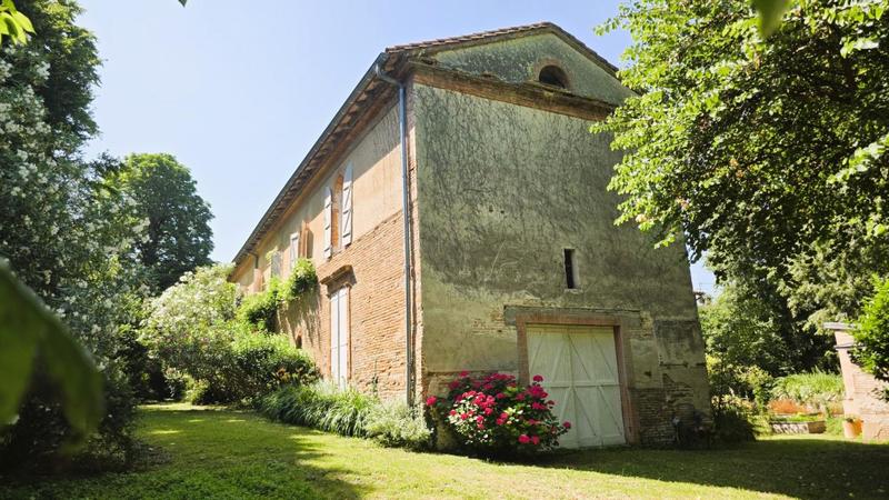 Demeure - 315 m² - 10 pièces